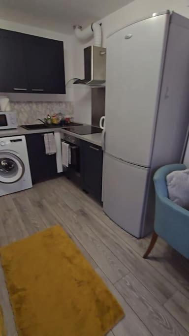 Cozy Flat 1 Bedroom Hucclecote Exteriér fotografie